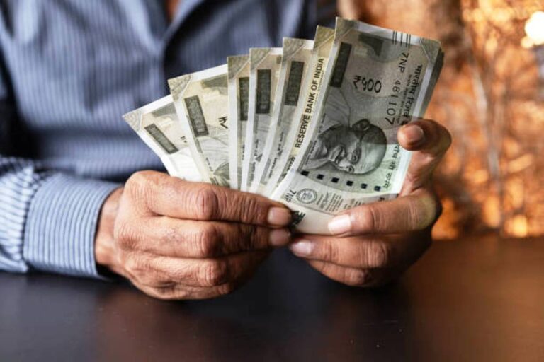 <strong>According to the report, India Inc. is likely to see a 9.8% pay rise in 2023</strong>