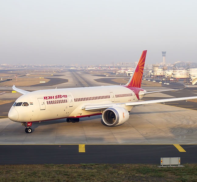 <strong>N Chandrasekaran says that Tata-owned Air India will purchase 250 aircraft from Airbus</strong>
