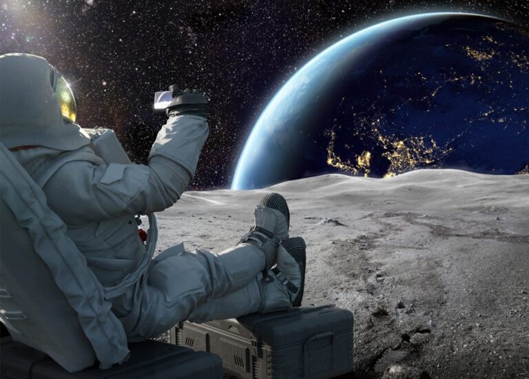 <strong>Isro anticipates offering “space tourism” for six crores per person</strong>