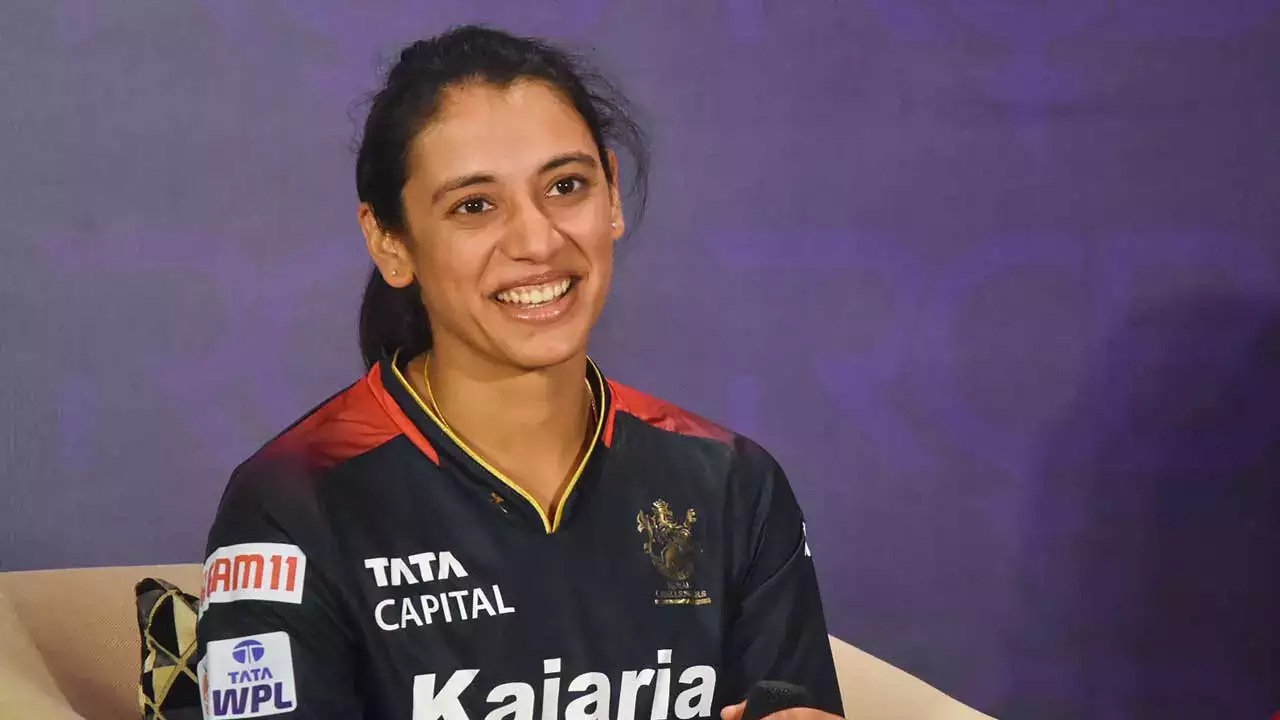 Smriti Mandhana “bowls like Virat Kohli,” and the video goes viral