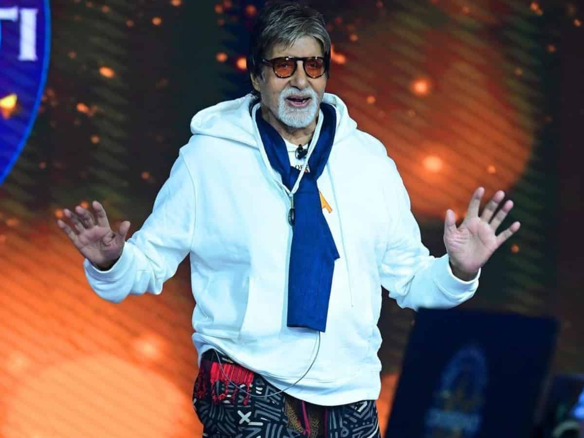 Amitabh Bachchan looking for his blue tick on Twitter, Saying “Ab to paise bhi bhar diye…”