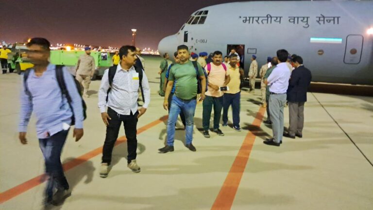 Indians who were evacuated from Sudan thank Prime Minister Modi and praise Indian jawans as “real heroes”