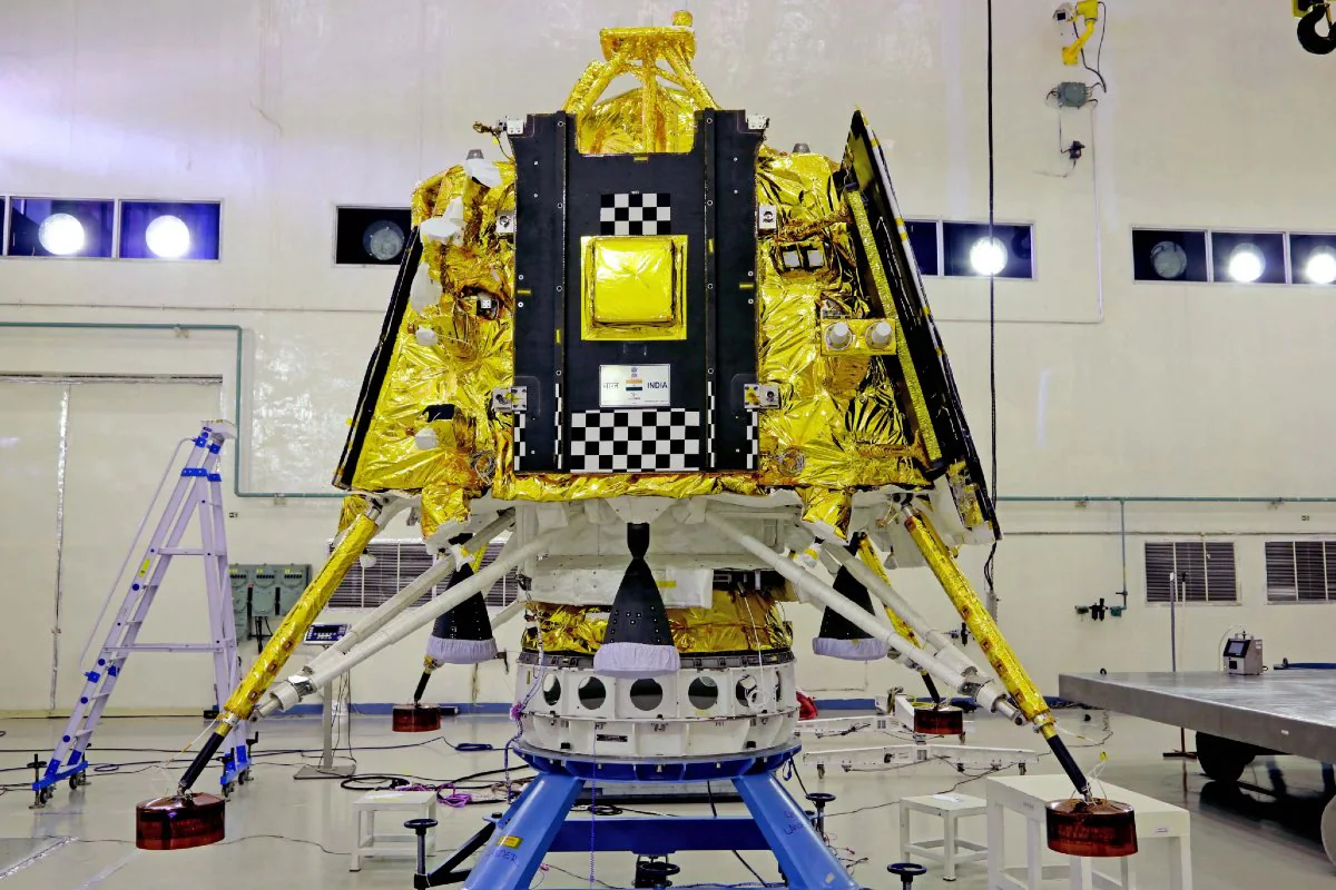 Chandrayaan_3_isro_lunar_mission_main_1688407393085