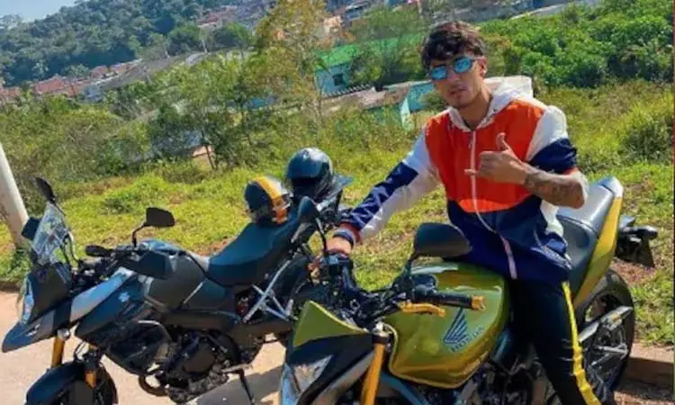 1598813-brazil-youtuber