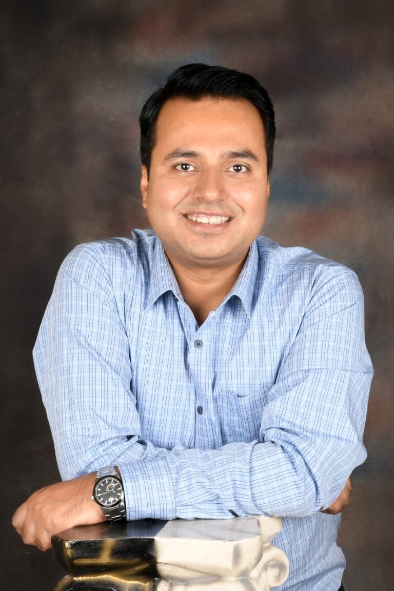 Mukesh Jha (Founder of Introtallent Pvt Ltd)