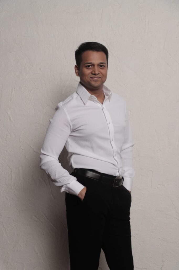 Actor Viraj Mundkar