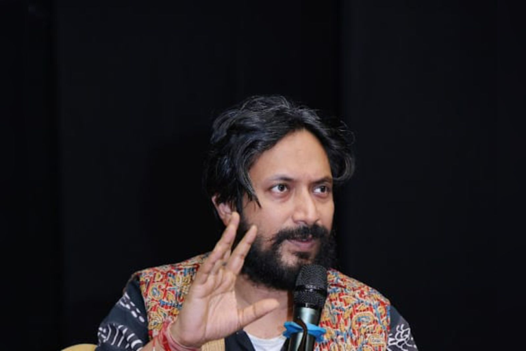 WhatsApp Image 2025-12-01 at 10.04.02