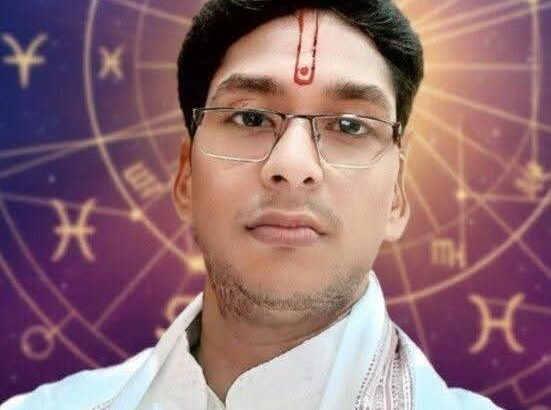 Acharya Pandit Shubh Darshan