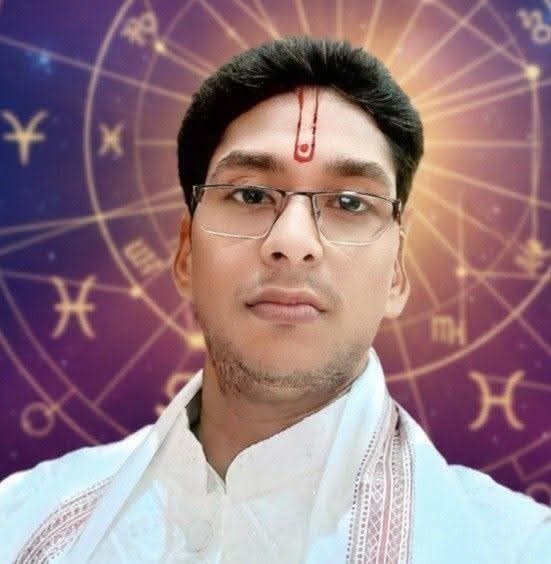 Acharya Pandit Shubh Darshan